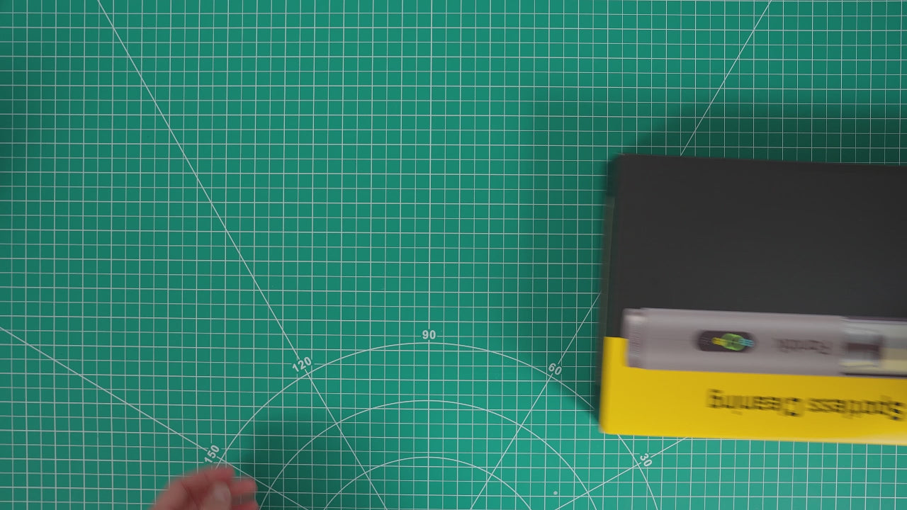 Video laden: Fanttik Slim V10 Ultra kabelloser Autostaubsauger, 4-in-1 Mini Handstaubsauger mit 19 kPa Saugkraft, frei kombinierbarem Zubehör, 2 Saugmodi für Auto, kleine Arbeiten, Tastatur und Büro